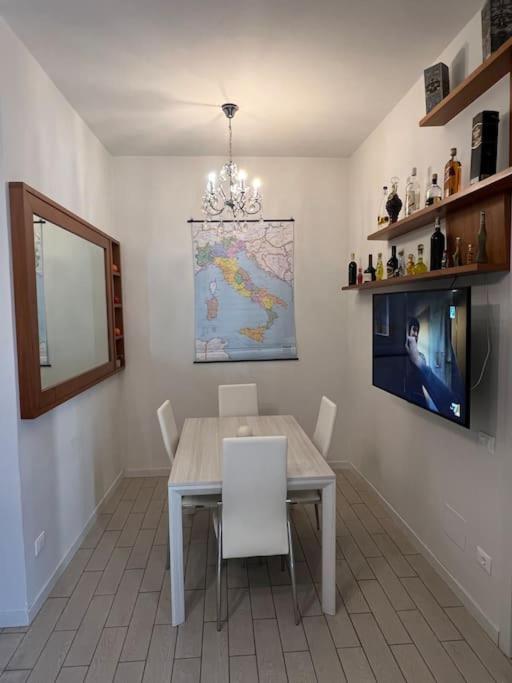 Casa Al Mare Valentina Apartment เวียเรจโจ ภายนอก รูปภาพ